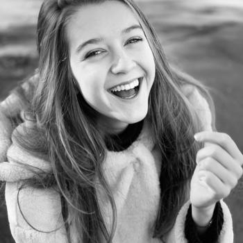 Babysitter Reckange-sur-Mess: Lara