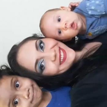 Emprego de babá em Guarujá: emprego de babá Querli