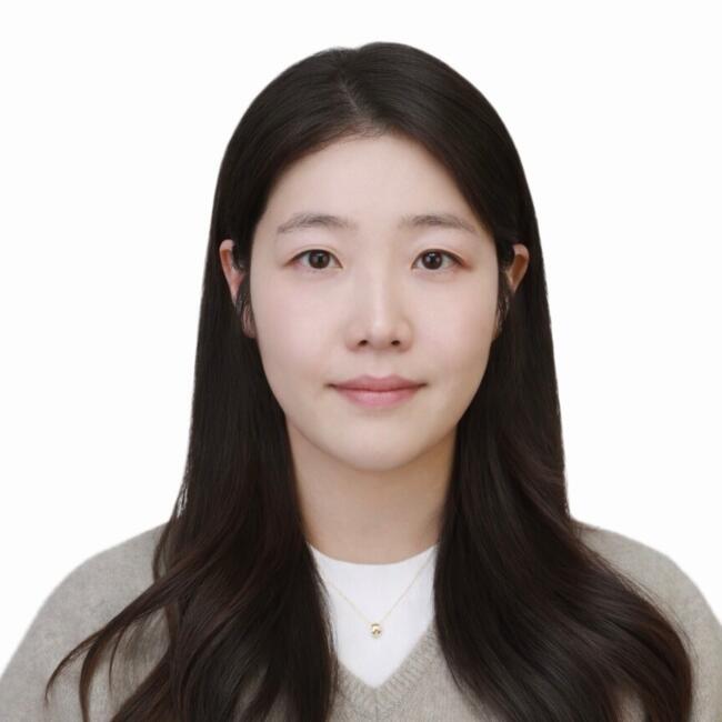 수원시 베이비시터 일자리: Jen