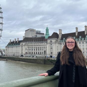 Babysitter in Calais: Elise