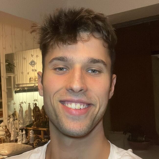 Babysitter in Oeiras: Luan