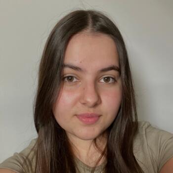 Babysitter in Cébazat: Louna