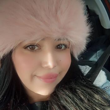 Nanny in Élancourt: Warda