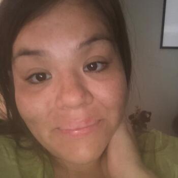 Babysitter Calgary: Jazmin