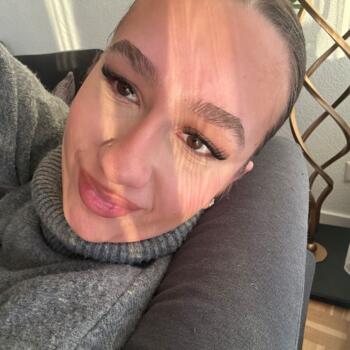 Babysitter a Worb: Arnisa