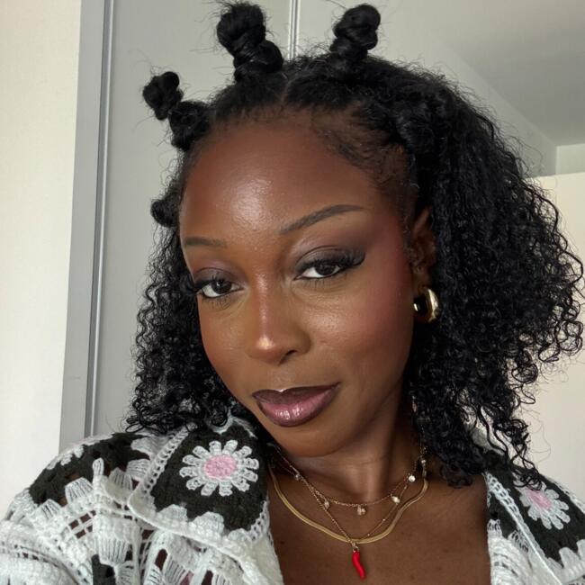 Babysitter in Neuilly-sur-Marne: Sara joelle