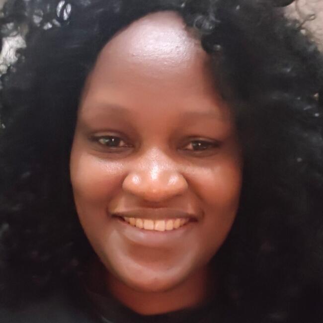 جليسة أطفال في الدوحة: FRIDAH