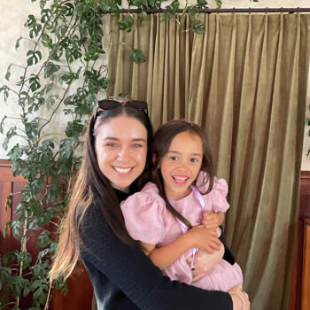 Babysitter Queenstown: Bianca