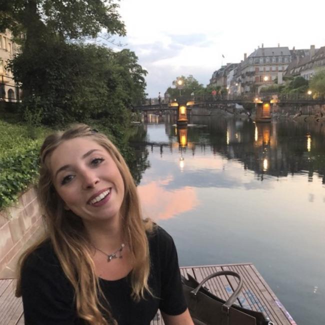 Barnvakt i Etterbeek: Lisa