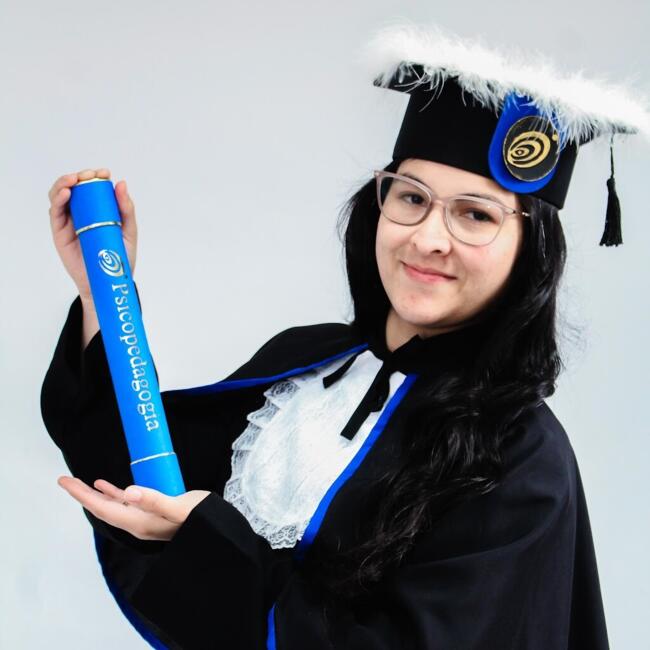 Emprego de babá em Santa Cruz do Sul: Luciane