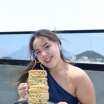 Babysitter στην περιοχή Μοντερρέι: Mariana