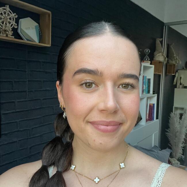 Babysitter in Noyal-Châtillon-sur-Seiche: Mathilde