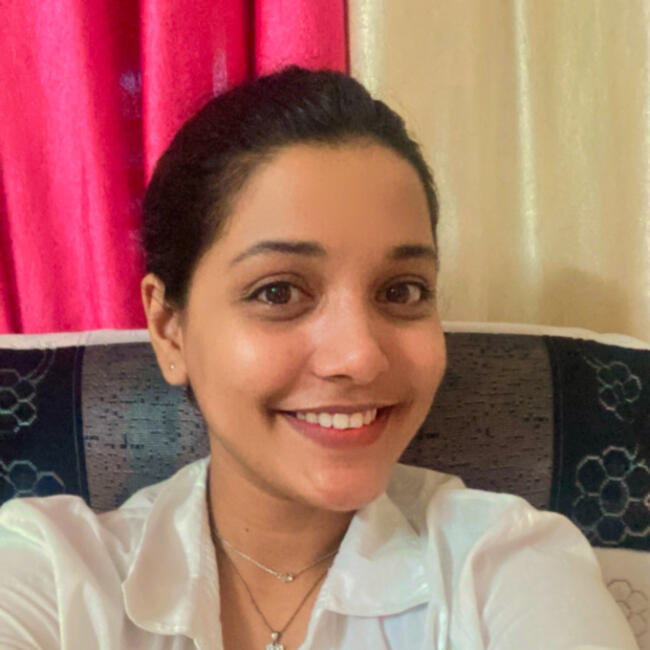 Babysitter in Stains: Najeeba