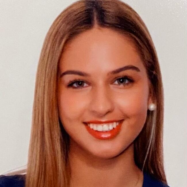 Niñera en Avilés: Lucía