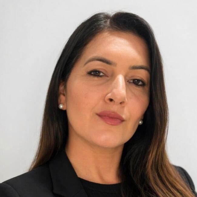 Babysitter in Salvador: Cristiane