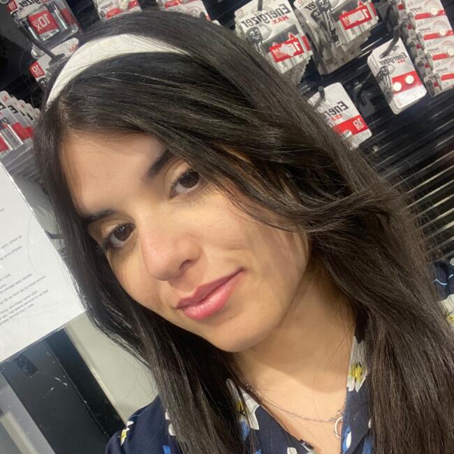 בייביסיטר ב- מודיעין: הודיה