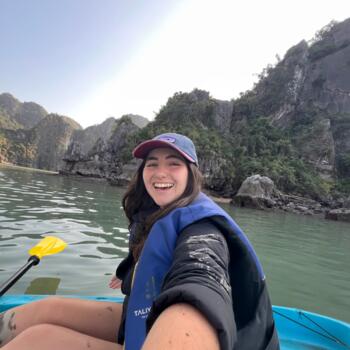 Babysitter Gold Coast: Alejandra