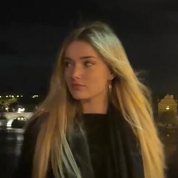 Babysitter Sliema: Sasha