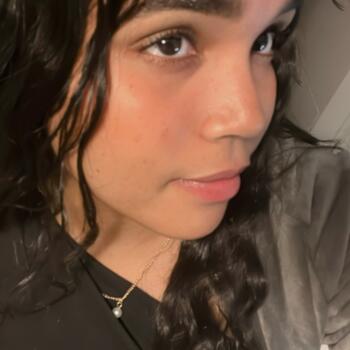 Babysitter in Perth Amboy: Alaisha