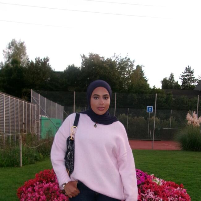 Babysitter a Zurigo: Nourhan