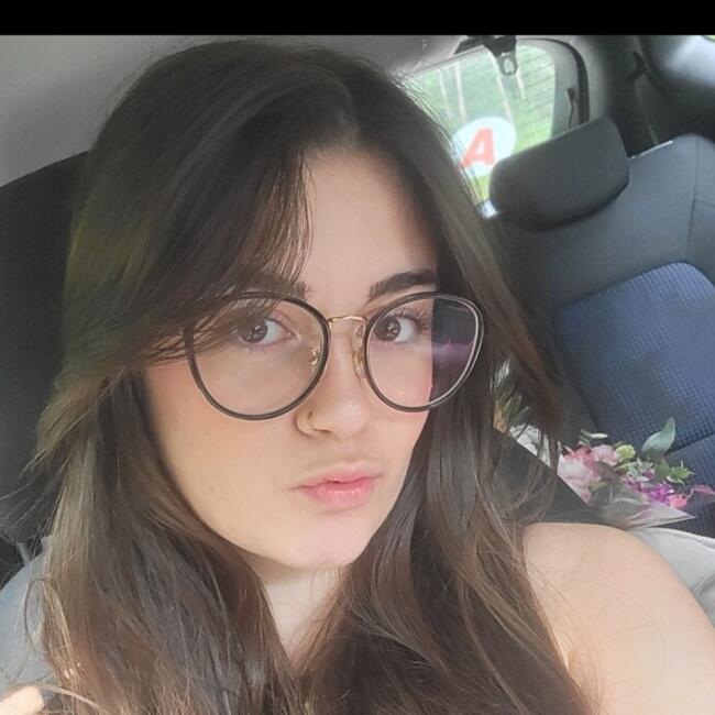 Babysitter in Mulhouse: Meryem