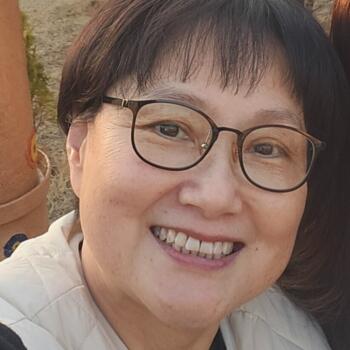 Babysitter in Busan: 준미