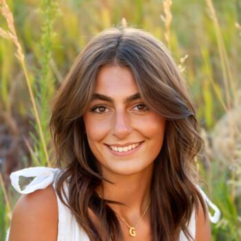 Babysitter in Boulder: Gianna