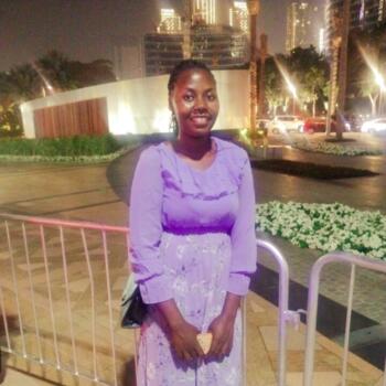 جليسة أطفال دبي: Kalembe