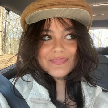 Babysitter in Charlotte: Isabella