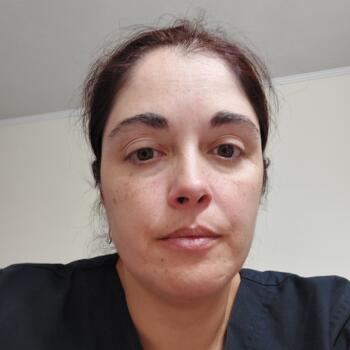 Trabajo para niñera en Santiago de Chile: trabajo de niñera Cecilia