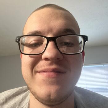 Babysitter in Bloomington (Indiana): Adison