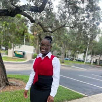 Babysitter Coconut Creek: Mirevnia