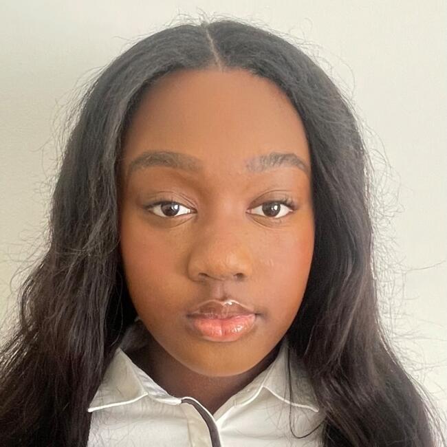 Babysitter in Rochester: Oumu