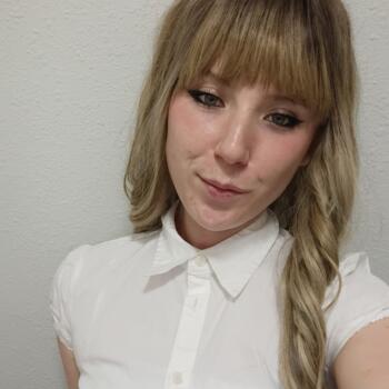 Babysitter in Tustin: Tabitha