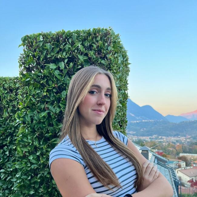 Babysitter a Erba: Veronica