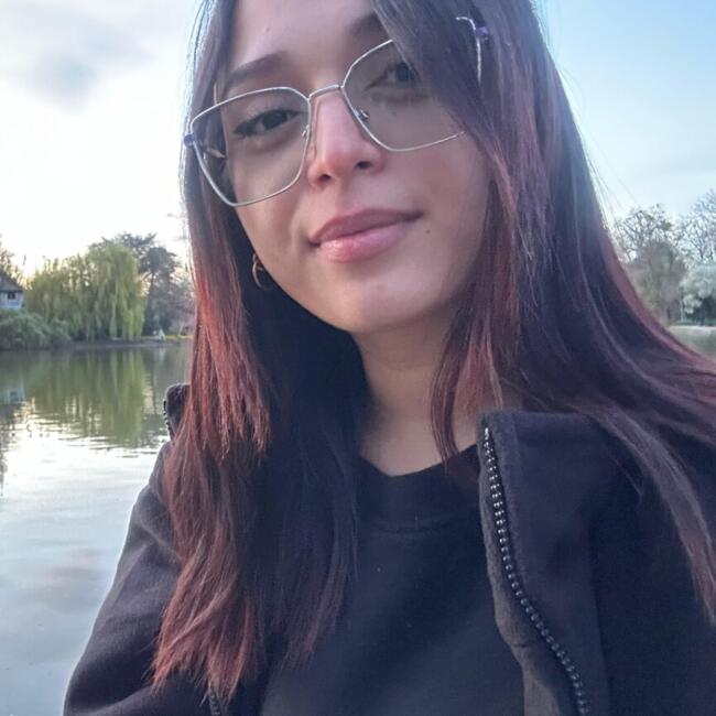 Babysitter in Montreuil: Valentina