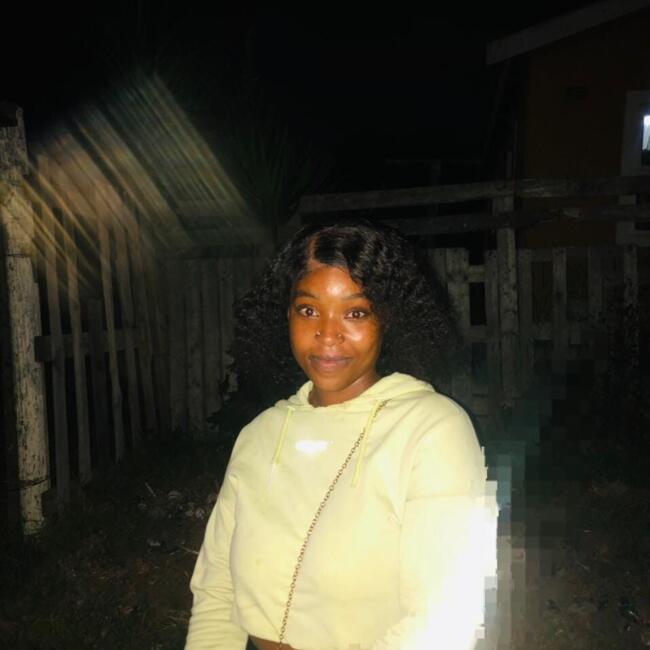 Babysitter in George: Sinoxolo