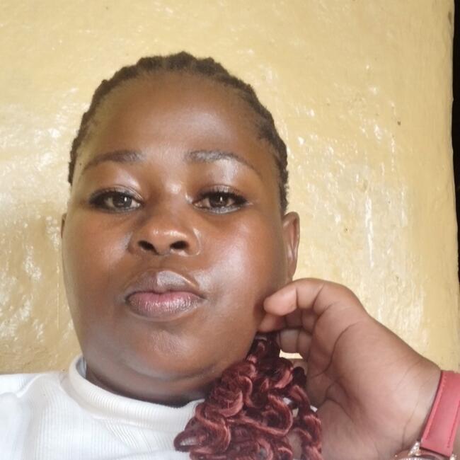 Babysitter in Motherwell: Nosibusiso