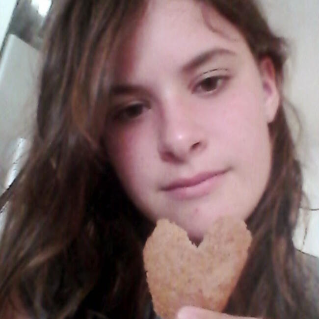 Babysitter in Paris: Clemence