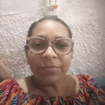 Babysitter in Caucaia: Aline