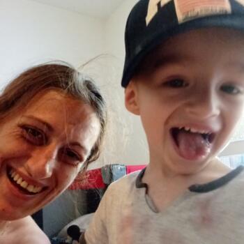 Job de garde d'enfants à Rochefort: job de garde d'enfants Sandrine