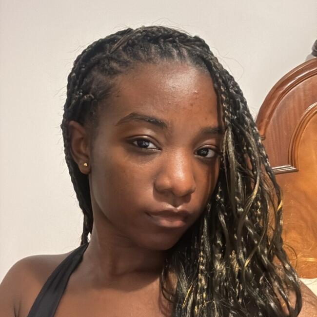 Babysitter in Viseu: Yasmin