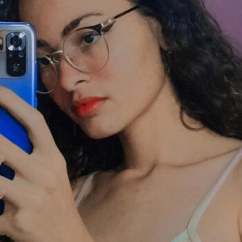 Babá em São João de Meriti: Emanuelle