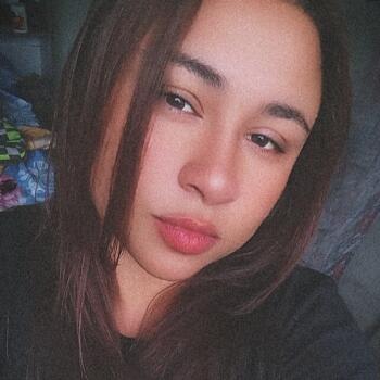 Babysitter in Conselheiro Lafaiete: Suellen