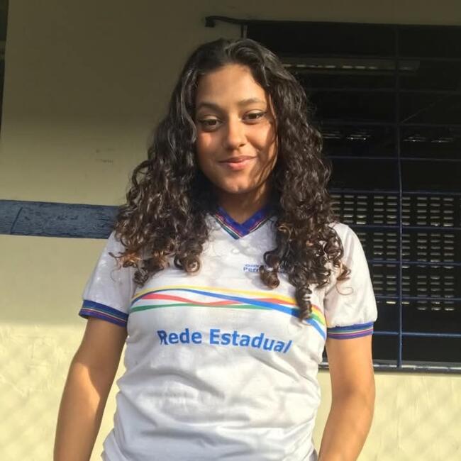 Babá em Recife: Anierly