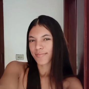 Babysitter in Taubaté: Nayres