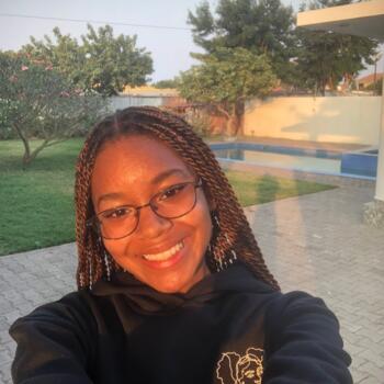 Babysitter in Lisbon: Keila