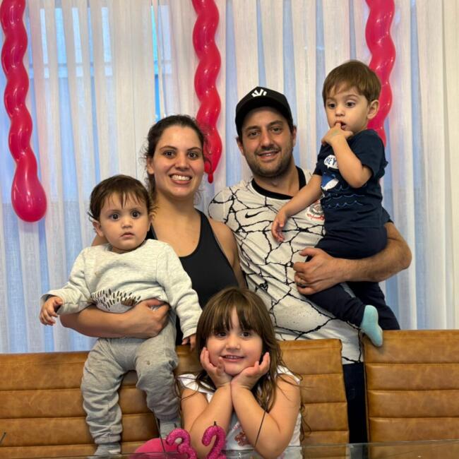 Emprego de babá em Curitiba: Gabriella