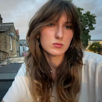 Babysitter in London: Alice