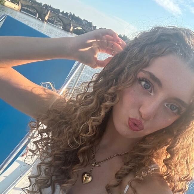 Babysitter in Grugliasco: Laura